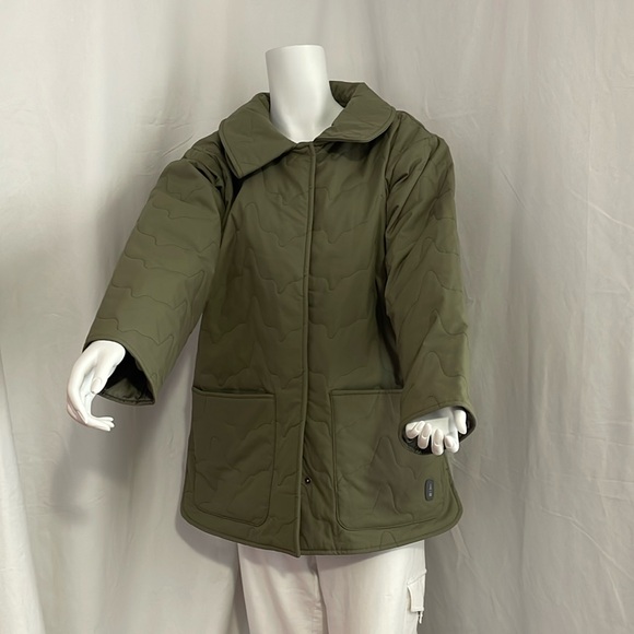 Bass Other - BASS outdoor brand new jacket/men /women check the description please